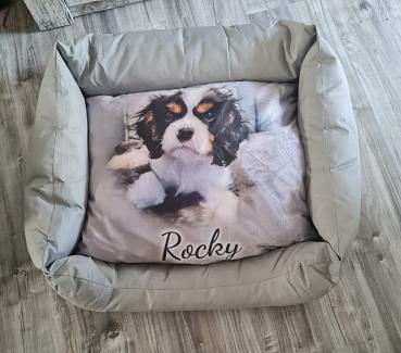 Hundebett mit seinem Bild